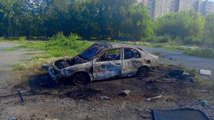 Не доставайся никому: двое челябинцев не поделили чужую машину
