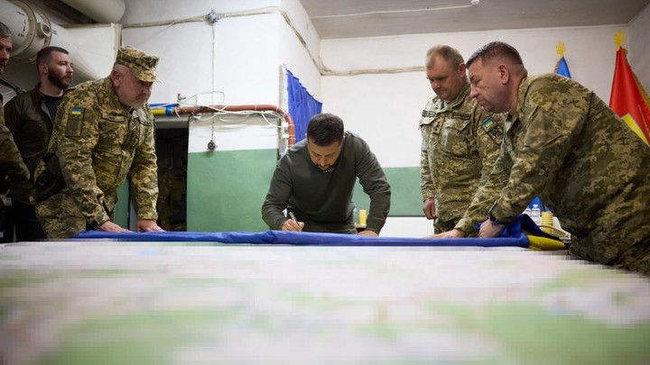 От героя до ноля: Макгрегор описал путь Зеленского за несколько месяцев