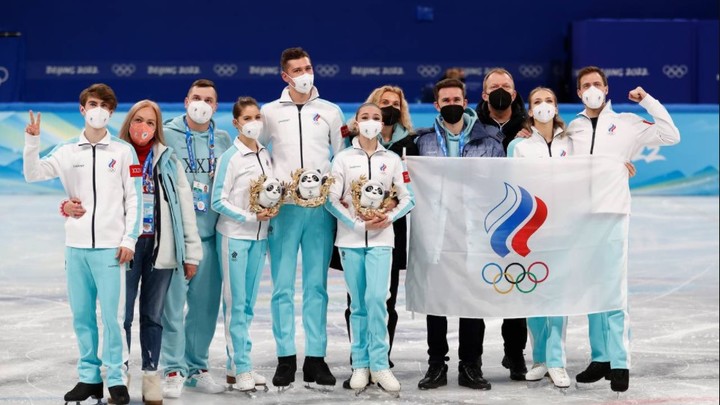 Фигурное катание на Олимпиаде-2022: Сборная России взяла золото в командных соревнованиях