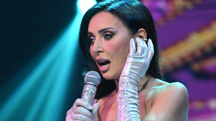 Алсу приостановила концерт в Москве из-за проблемы в зрительном зале