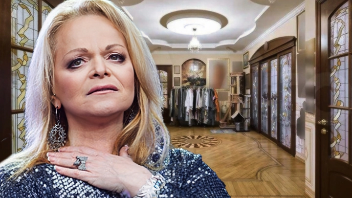 Мимика опережает мысль: Профайлер расшифровала улыбку адвоката Долиной