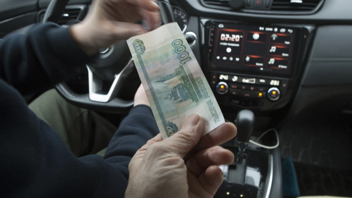 Вот почему силовики молчали о найденных в машине Усольцевых деньгах