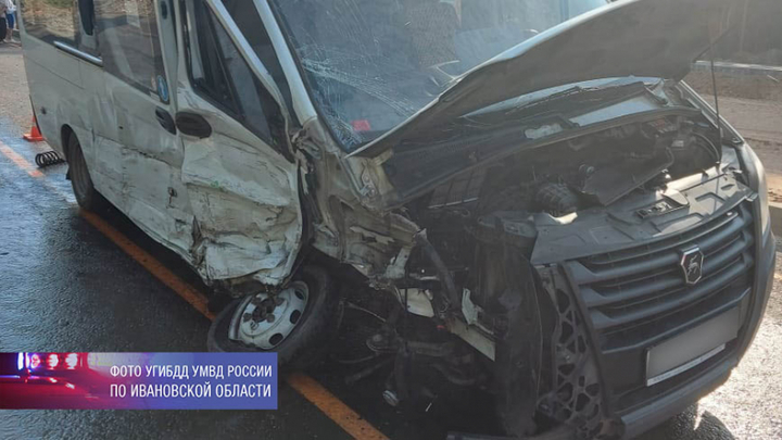 В ДТП с пассажирской «газелью» в Ивановской области пострадали 10 человек