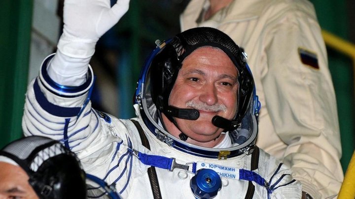 Мелитопольцы встретились с космонавтом Юрчихиным