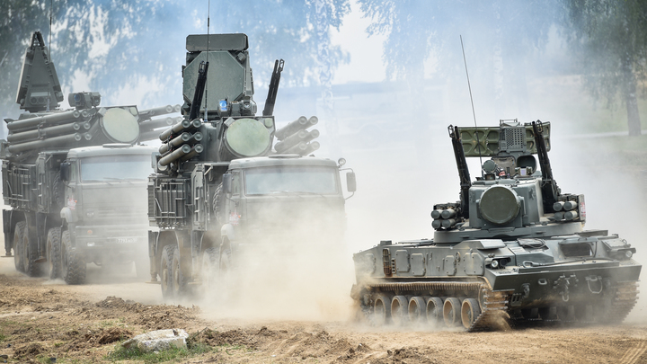 Логан рассказала о том, как американских журналистов загоняют в “коробку”