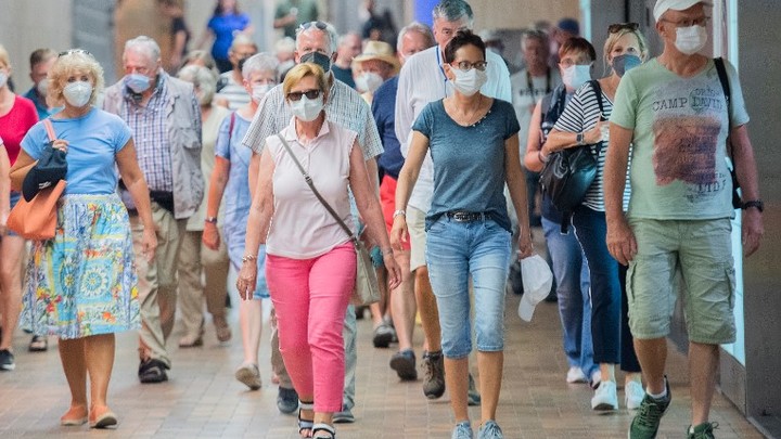 Последствия COVID-19 могут ударить через год. Врач: Это лотерея