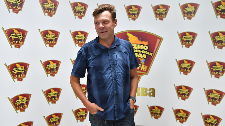 Юморист Андрей Бочаров предложил зрителям придумать новое название для Facebook