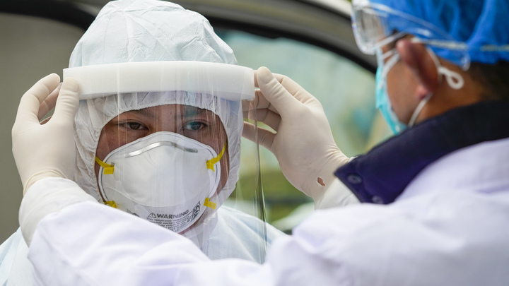 Из 44 городов страны: Врачи рассказали о проверке на коронавирус жителей России, эвакуированных из Китая