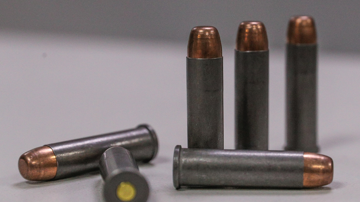 Студента из Мытищ задержали за покупку боевых патронов