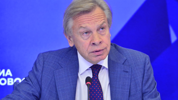 Сенатор Пушков ответил Макрону на заявление о сдерживании русских: Язык бы лучше прикусить