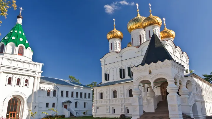 Благовещение 7 апреля и Благовест 8 апреля: главные традиции праздников, запреты, и народные приметы