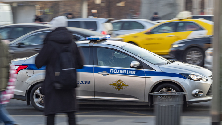 Силовики оцепили набережную пруда в Екатеринбурге из-за найденного тела