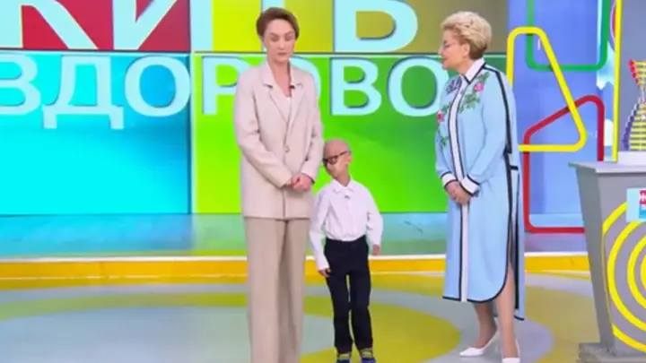 «Кто мы после этого, люди или нет?»: Малышева заступилась за мальчика Артема, которого не пускают в школу