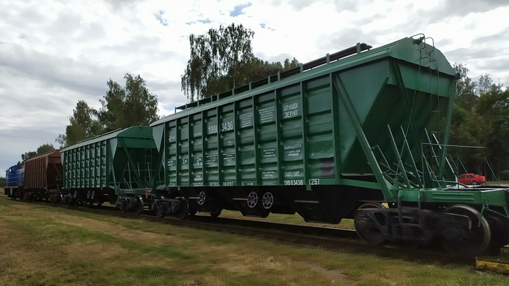 Украина не оставила Запорожской области вагонов для вывоза зерна