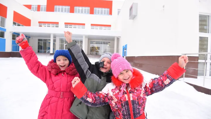 Вернулся с курорта: школа в Челябинской области ушла на дистант при загадочных обстоятельствах