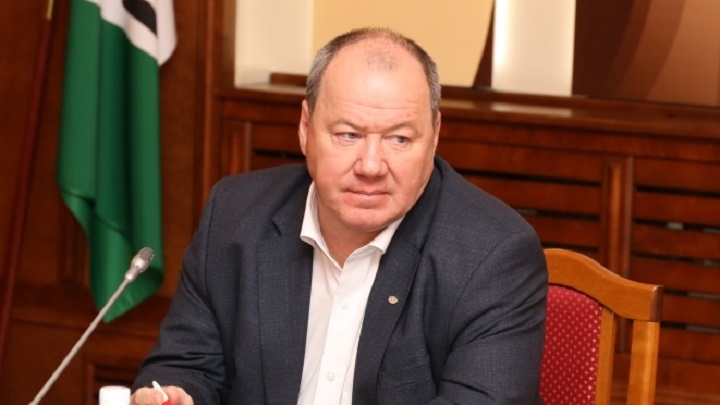 На депутата Заксобрания НСО Александра Морозова завели уголовное дело. В чём его обвиняют