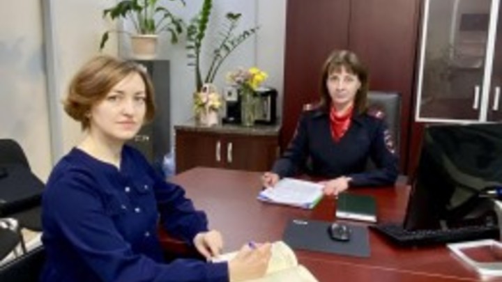 Жительница Самары выразила признательность сотрудникам УВМ ГУ МВД России по Самарской области