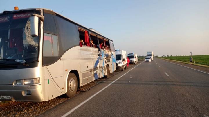 Появились данные о жертвах ДТП с зерновозом: информация о третьем погибшем не подтвердилась