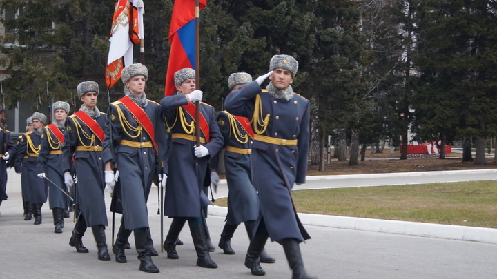 В Новосибирске простились с погибшим на СВО выпускником НВВКУ Дмитрием Ермолаевым