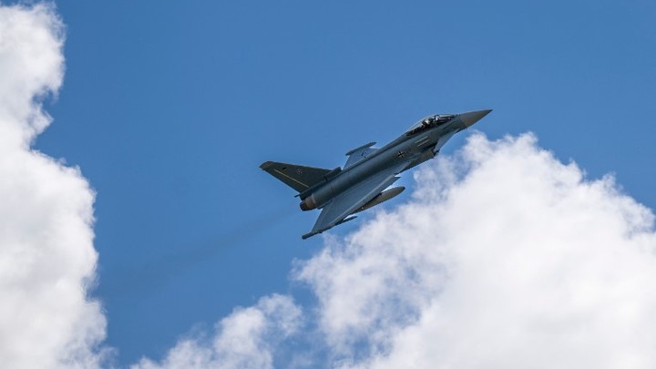 Запад может отдать Киеву истребители. Генерал разболтал, какие именно