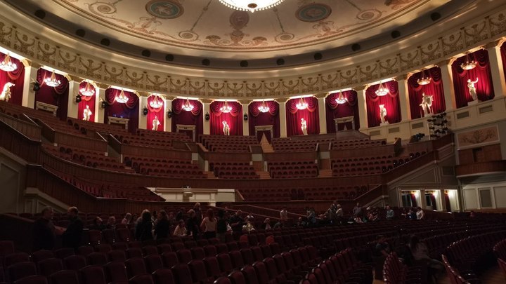 Руководители новосибирских культурных учреждений отчитались о доходах