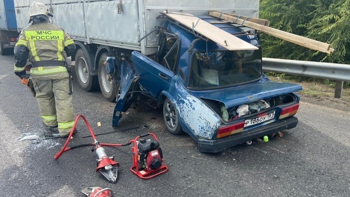 На трассе в Ростовской области произошла смертельная авария