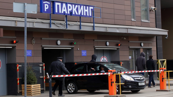 Экс-депутат Госдумы упрекнул нижегородскую мэрию за завышенные цены на платную парковку