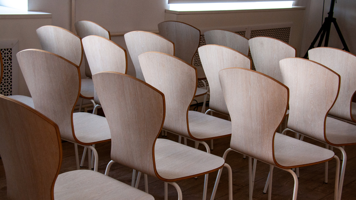 Русских оставили без кресла за столом: Министерская встреча МВФК началась с неприятного факта