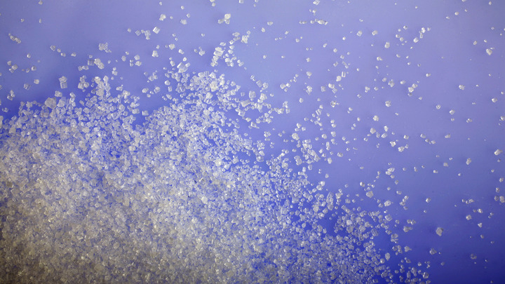 Саратовские пенсионерки устроили бизнес на сахаре