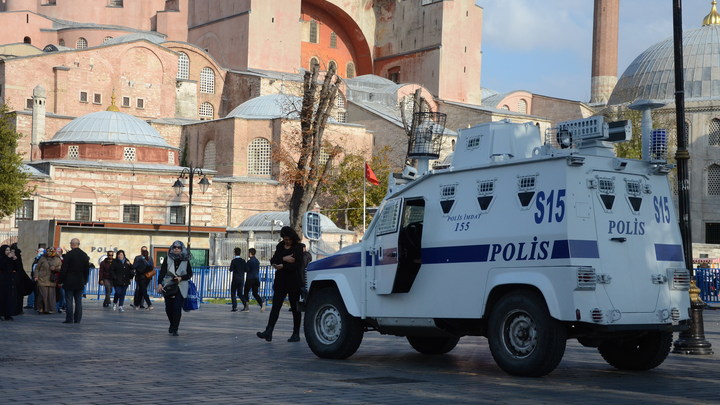 Экс-глава полиции Стамбула явился с повинной по делу о госперевороте