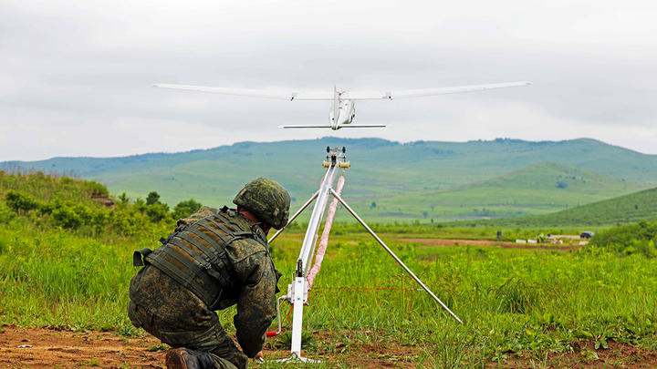 Русская армия бьёт с высокой точностью: Леонков объяснил, что стало глазами артиллерии