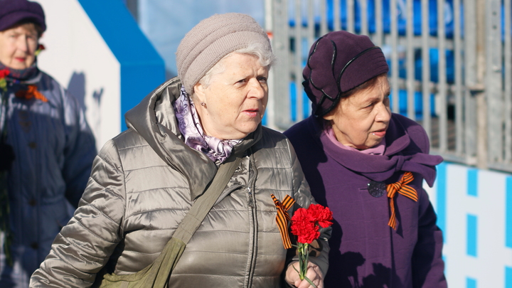 Блокадники смогут бесплатно ездить на поездах по России: что известно о новой льготе