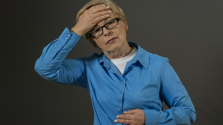 Врачи рассказали о симптомах заражения коронавирусом в новую волну