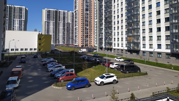 В Иванове суд признал незаконным выданное мэрией разрешение на устройство парковки во дворе
