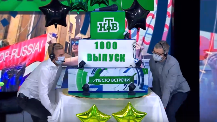 Вы уже едите? Норкин изумил гостей в прямом эфире, не удержавшись