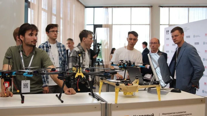 В Самарской области обсудили настоящее и будущее российских беспилотных специалистов