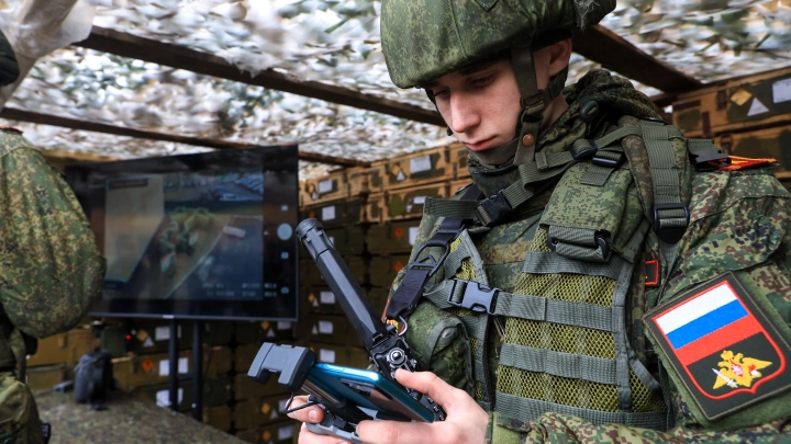 ВСУ лишились снабжения в Красноармейске. Русские войска взяли под контроль последнюю трассу