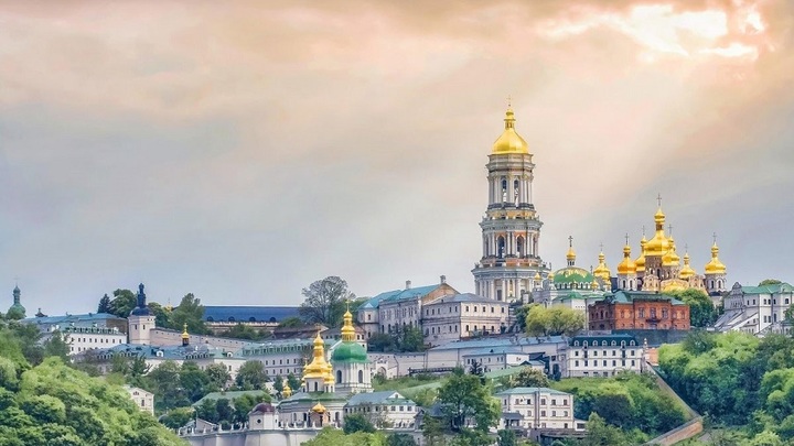 В Киево-Печерской лавре на Украине спели песню о пробуждении России