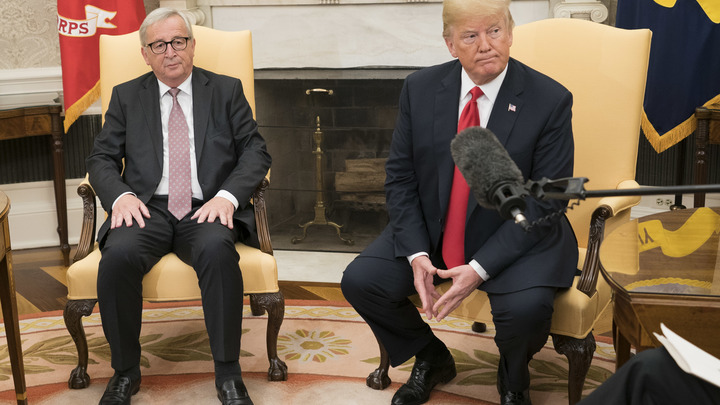 Трамп обманул ЕК: В обмен на отказ от пошлин Европа будет покупать американский СПГ