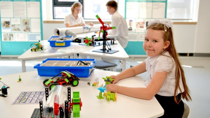 Собянин: Новое здание школы в Филимонковском районе примет учеников 2 сентября