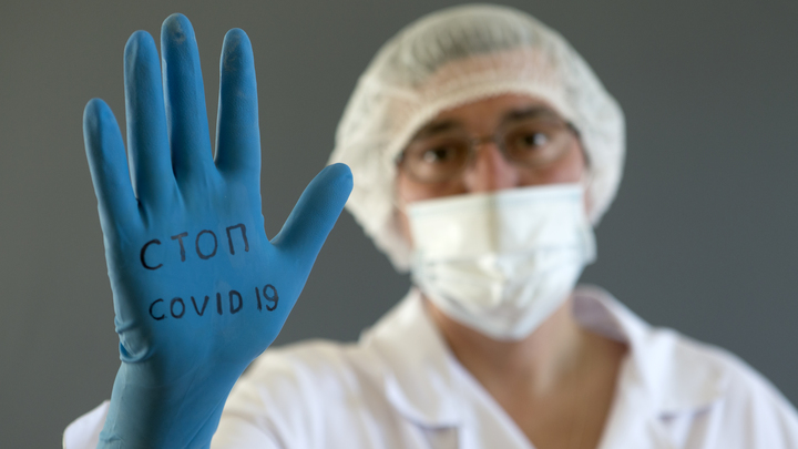 Вакцина и лекарство в одном? Американский препарат против коронавируса Pfizer испытают в Петербурге