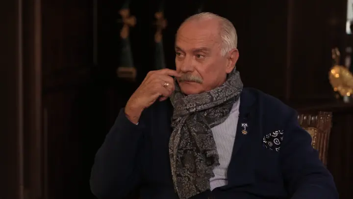 Михалков обратился к представителю Кремля или к Боне? Слова растащили на цитаты