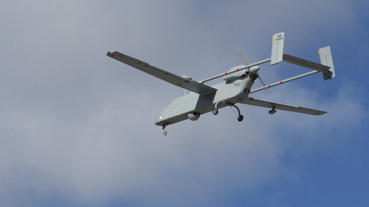 Украинский дрон сбросил бомбу на город Рыльск в Курской области