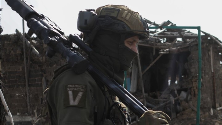 Один против четырёх танков и БМП: Русский солдат сдержал атаку роты ВСУ