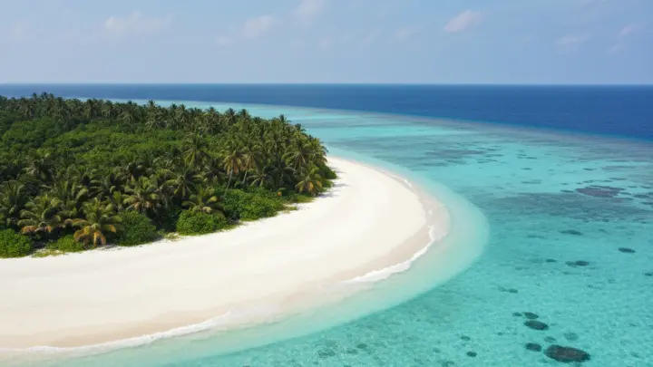 На Мальдивах при странных обстоятельствах бесследно исчез турист из Барнаула