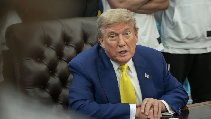 В команде Трампа обнаружен крот? В Белый дом проник член тайного сообщества