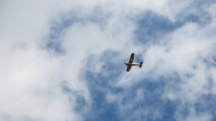Беспилотники атаковали объекты в Тульской и Курской областях, московский аэропорт Домодедово закрыт