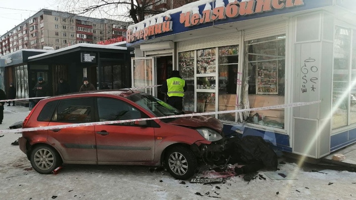 Сбивший четырёх женщин на остановке в Челябинске водитель заявил в суде о своей невиновности