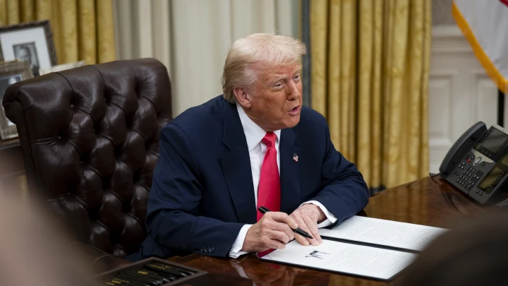 Трамп признал, что Россия разносит Украину на поле боя