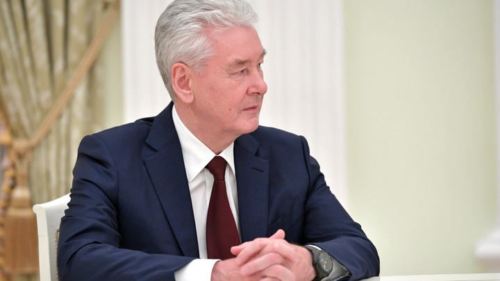Собянин официально присвоил площади у посольства США название «Площадь Донецкой Народной Республики»